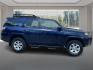 2017 BLUE TOYOTA 4RUNNER SR5/SR5 PREMIUM (JTEBU5JR8H5) with an 4.0L engine, Automatic transmission, located at 908 SE 14th Street, Des Moines, IA, 50317, (515) 281-0330, 41.580303, -93.597046 - Photo#1