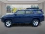 2017 BLUE TOYOTA 4RUNNER SR5/SR5 PREMIUM (JTEBU5JR8H5) with an 4.0L engine, Automatic transmission, located at 908 SE 14th Street, Des Moines, IA, 50317, (515) 281-0330, 41.580303, -93.597046 - Photo#5