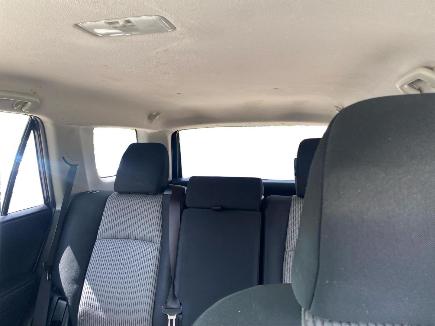 2017 BLUE TOYOTA 4RUNNER SR5/SR5 PREMIUM (JTEBU5JR8H5) with an 4.0L engine, Automatic transmission, located at 908 SE 14th Street, Des Moines, IA, 50317, (515) 281-0330, 41.580303, -93.597046 - Photo#14