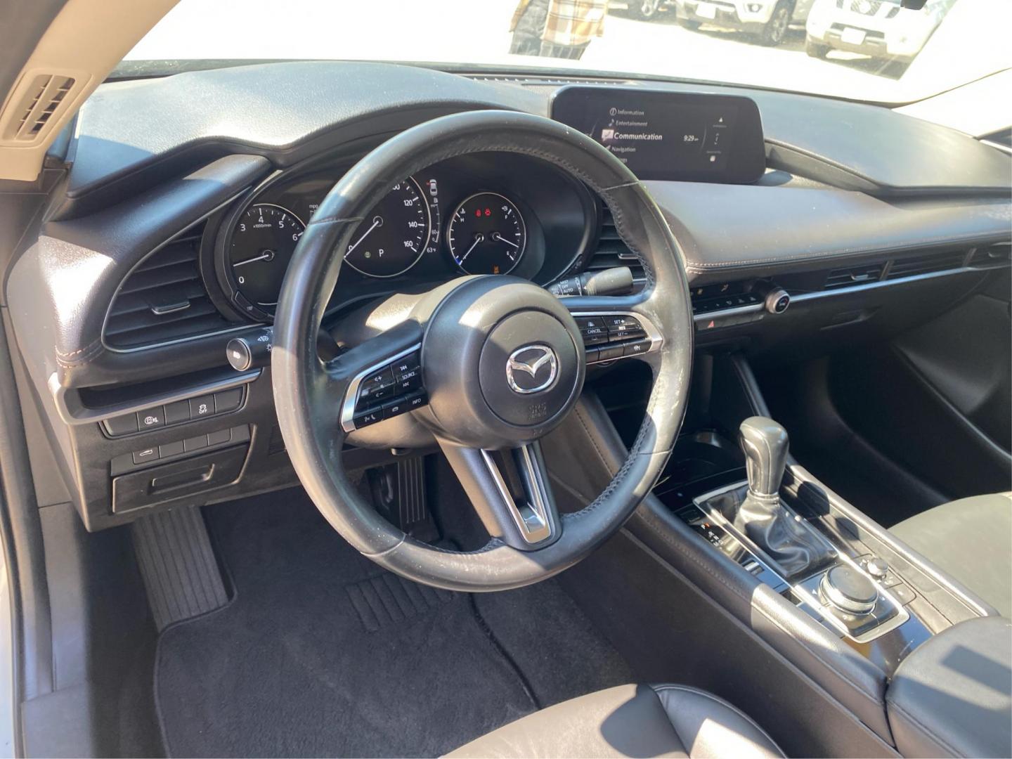 2024 PEARL MAZDA 3 SELECT SPORT (3MZBPABM0RM) with an 2.5L engine, Automatic transmission, located at 908 SE 14th Street, Des Moines, IA, 50317, (515) 281-0330, 41.580303, -93.597046 - Photo#16