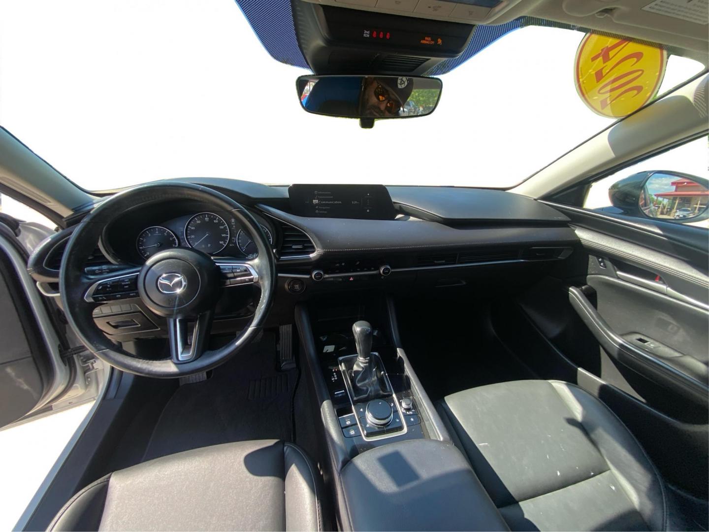 2024 PEARL MAZDA 3 SELECT SPORT (3MZBPABM0RM) with an 2.5L engine, Automatic transmission, located at 908 SE 14th Street, Des Moines, IA, 50317, (515) 281-0330, 41.580303, -93.597046 - Photo#22