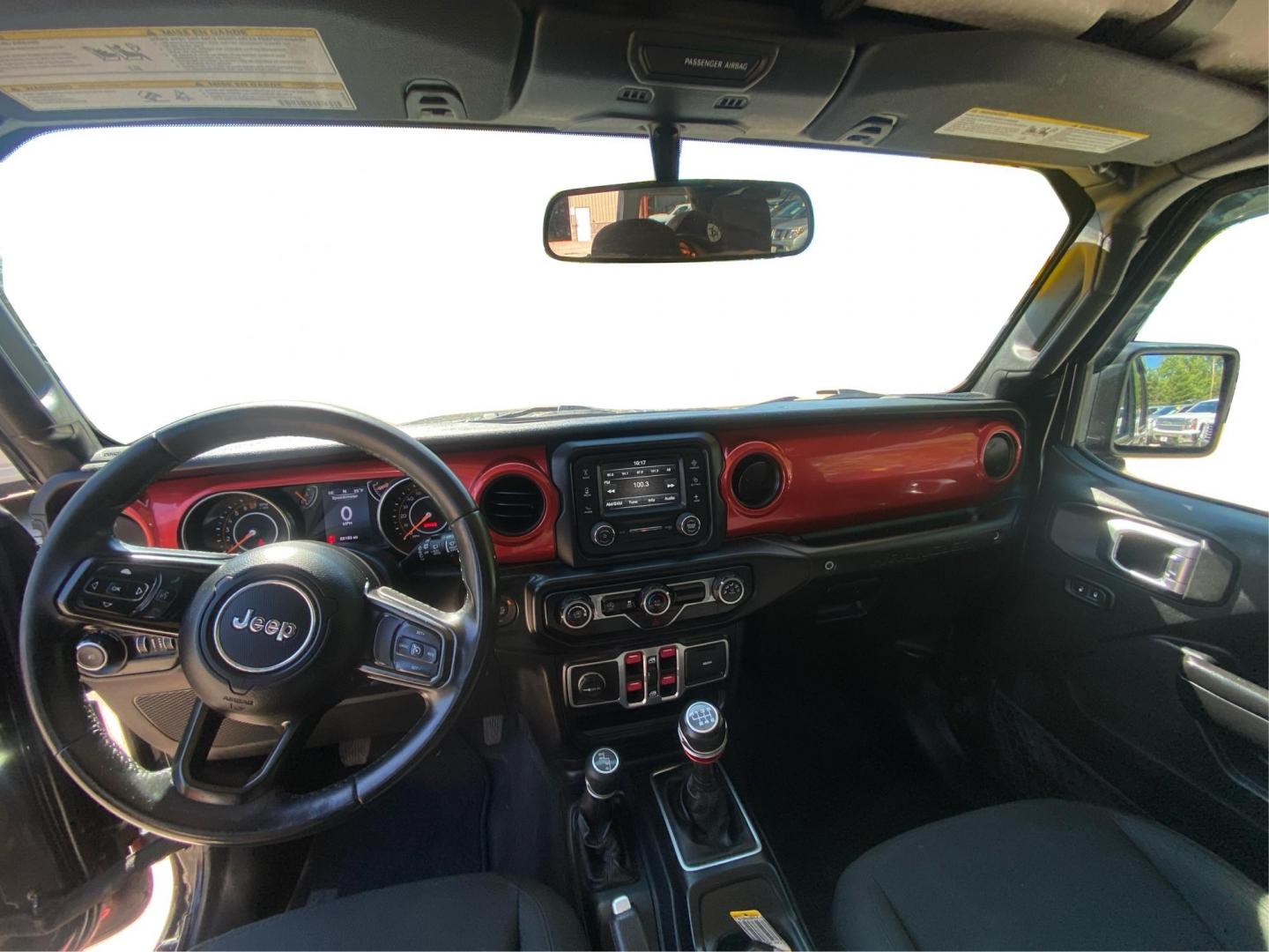 2018 BLACK JEEP WRANGLER UNLIMI SPORT (1C4HJXDG3JW) with an 3.6L engine, Automatic transmission, located at 908 SE 14th Street, Des Moines, IA, 50317, (515) 281-0330, 41.580303, -93.597046 - Photo#22