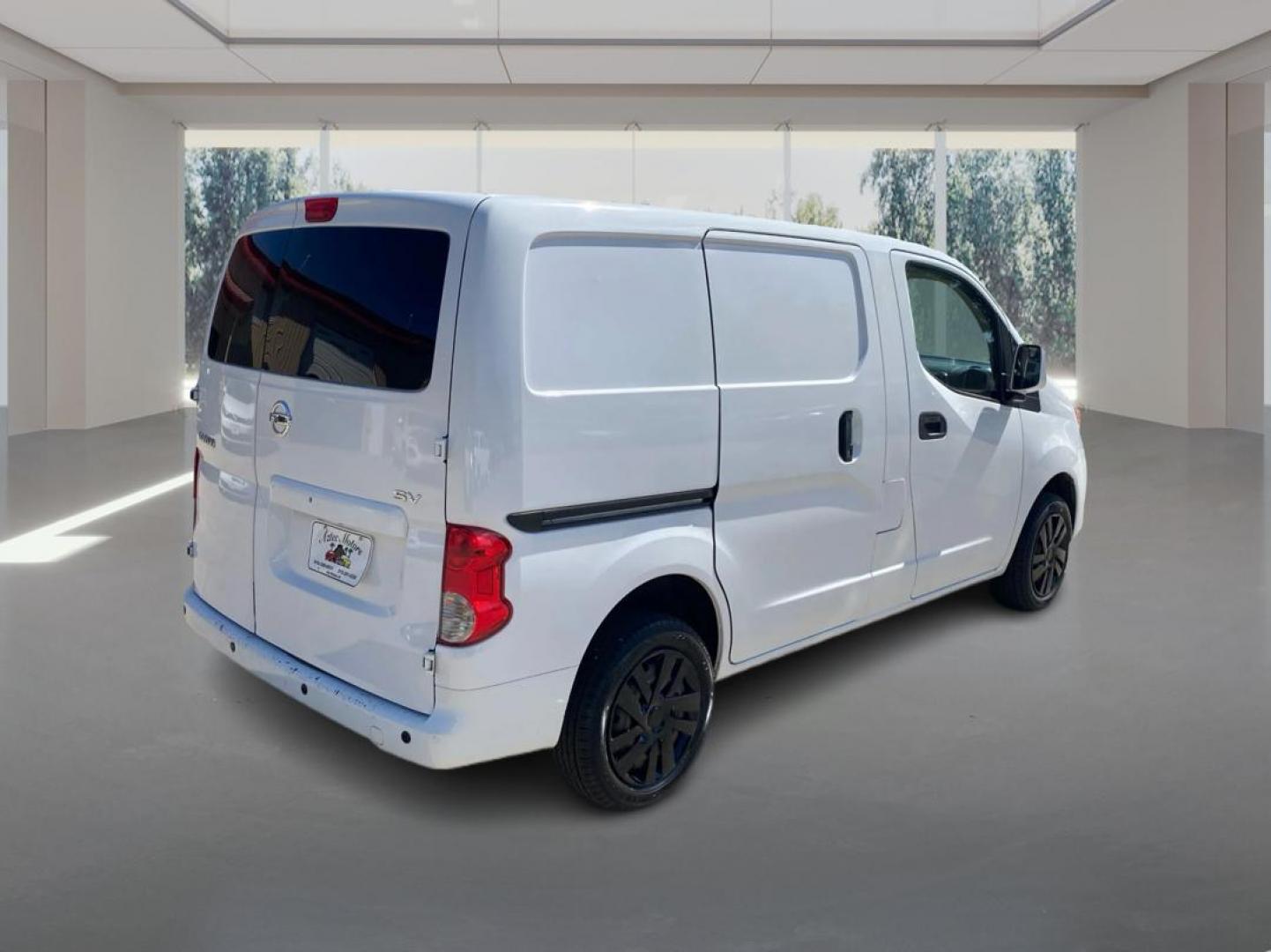 2020 WHITE NISSAN NV200 2.5S (3N6CM0KNXLK) with an 2.0L engine, Automatic transmission, located at 908 SE 14th Street, Des Moines, IA, 50317, (515) 281-0330, 41.580303, -93.597046 - Photo#2