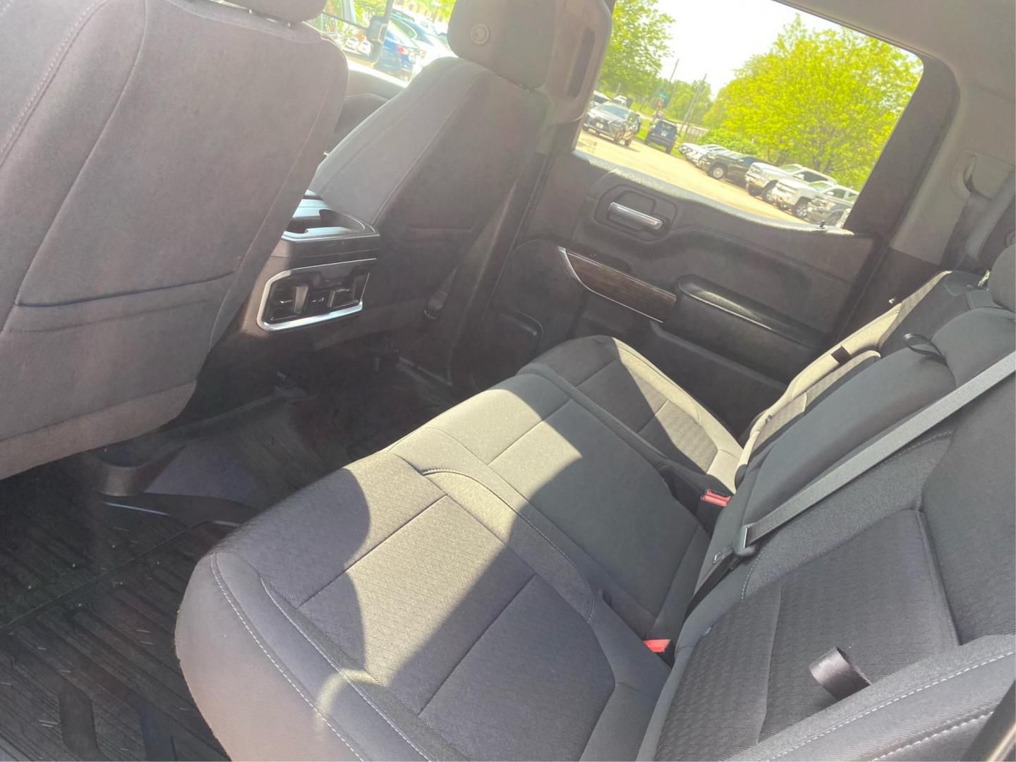 2021 GRAY GMC SIERRA 1500 ELEVATION (1GTU9CET2MZ) with an 3.0L engine, Automatic transmission, located at 908 SE 14th Street, Des Moines, IA, 50317, (515) 281-0330, 41.580303, -93.597046 - Photo#9