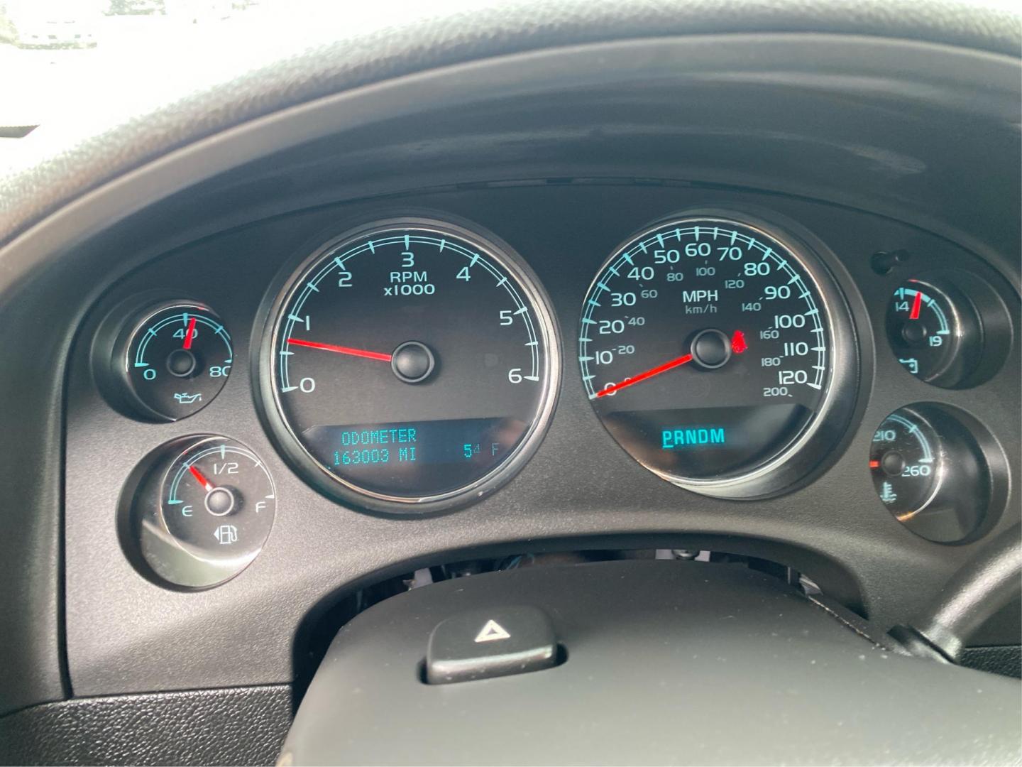 2011 BLUE CHEVROLET AVALANCHE LTZ (3GNTKGE38BG) with an 5.3L engine, Automatic transmission, located at 908 SE 14th Street, Des Moines, IA, 50317, (515) 281-0330, 41.580303, -93.597046 - Photo#14