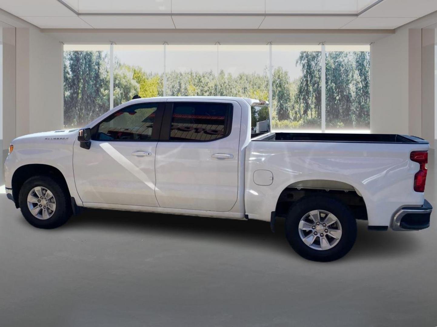 2023 WHITE CHEVROLET SILVERADO 1500 LT (3GCUDDE86PG) with an 3.0L engine, Automatic transmission, located at 908 SE 14th Street, Des Moines, IA, 50317, (515) 281-0330, 41.580303, -93.597046 - Photo#5