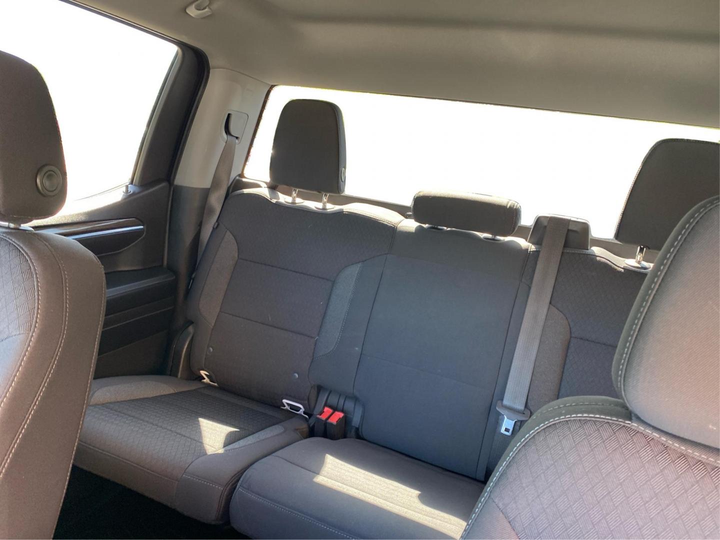2023 WHITE CHEVROLET SILVERADO 1500 LT (3GCUDDE86PG) with an 3.0L engine, Automatic transmission, located at 908 SE 14th Street, Des Moines, IA, 50317, (515) 281-0330, 41.580303, -93.597046 - Photo#13