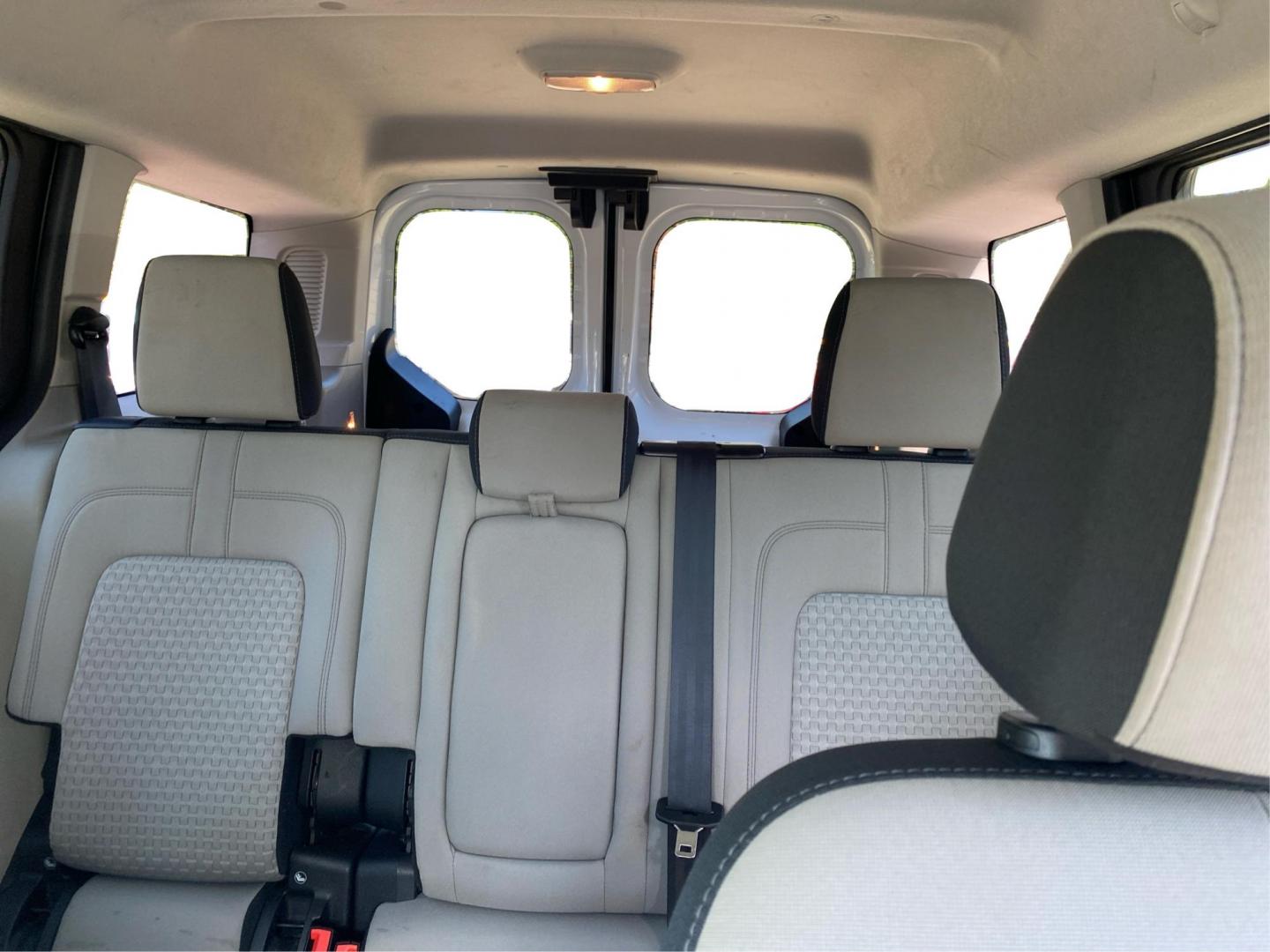 2020 WHITE FORD TRANSIT CONNECT XLT (NM0GS9F27L1) with an 2.0L engine, Automatic transmission, located at 908 SE 14th Street, Des Moines, IA, 50317, (515) 281-0330, 41.580303, -93.597046 - Photo#14