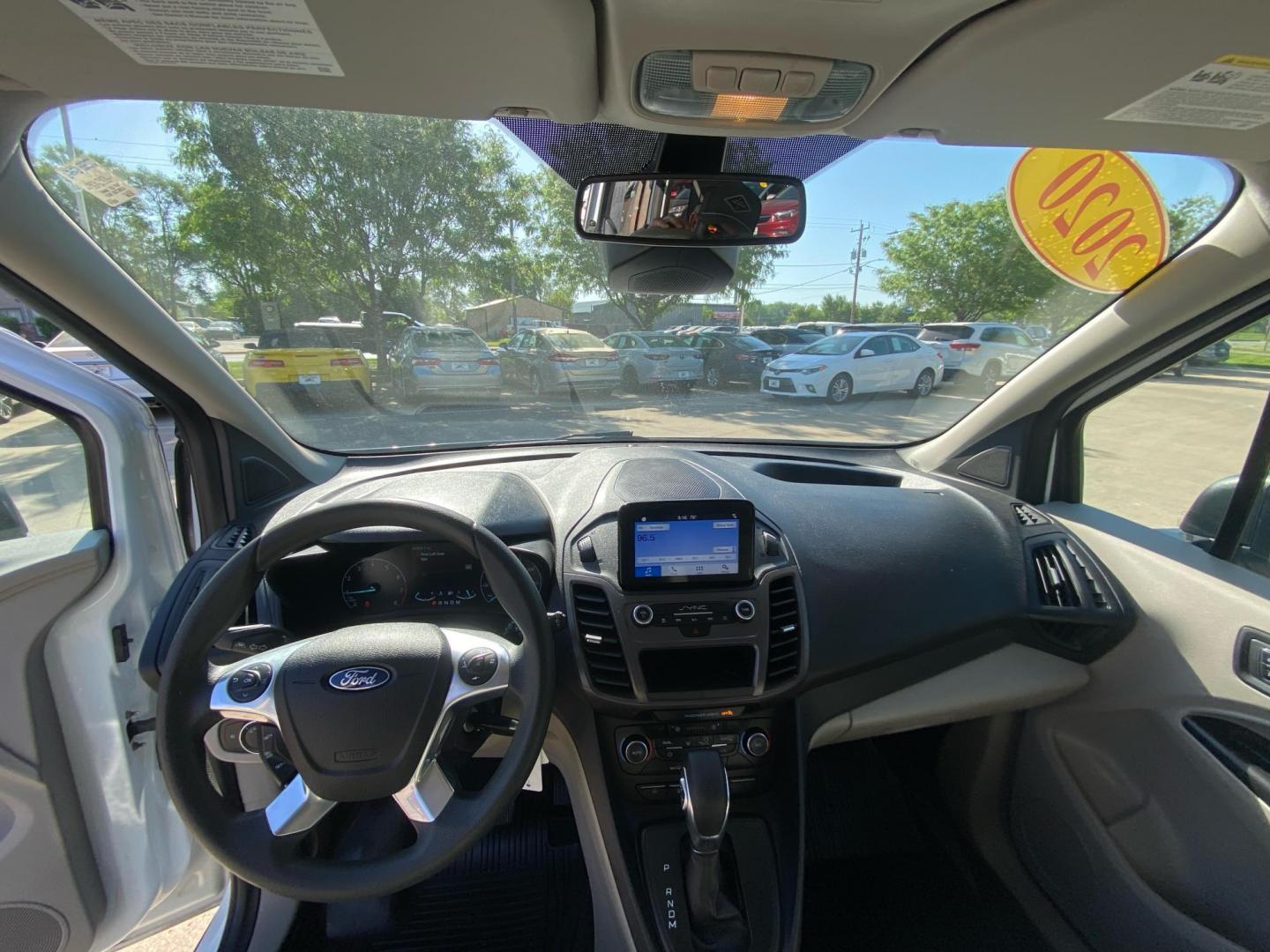 2020 WHITE FORD TRANSIT CONNECT XLT (NM0GS9F27L1) with an 2.0L engine, Automatic transmission, located at 908 SE 14th Street, Des Moines, IA, 50317, (515) 281-0330, 41.580303, -93.597046 - Photo#21