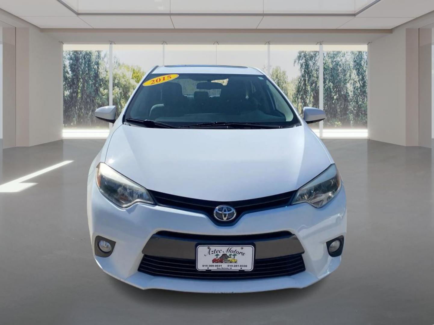 2015 WHITE TOYOTA COROLLA LE (2T1BURHE0FC) with an 1.8L engine, Automatic transmission, located at 908 SE 14th Street, Des Moines, IA, 50317, (515) 281-0330, 41.580303, -93.597046 - Photo#6