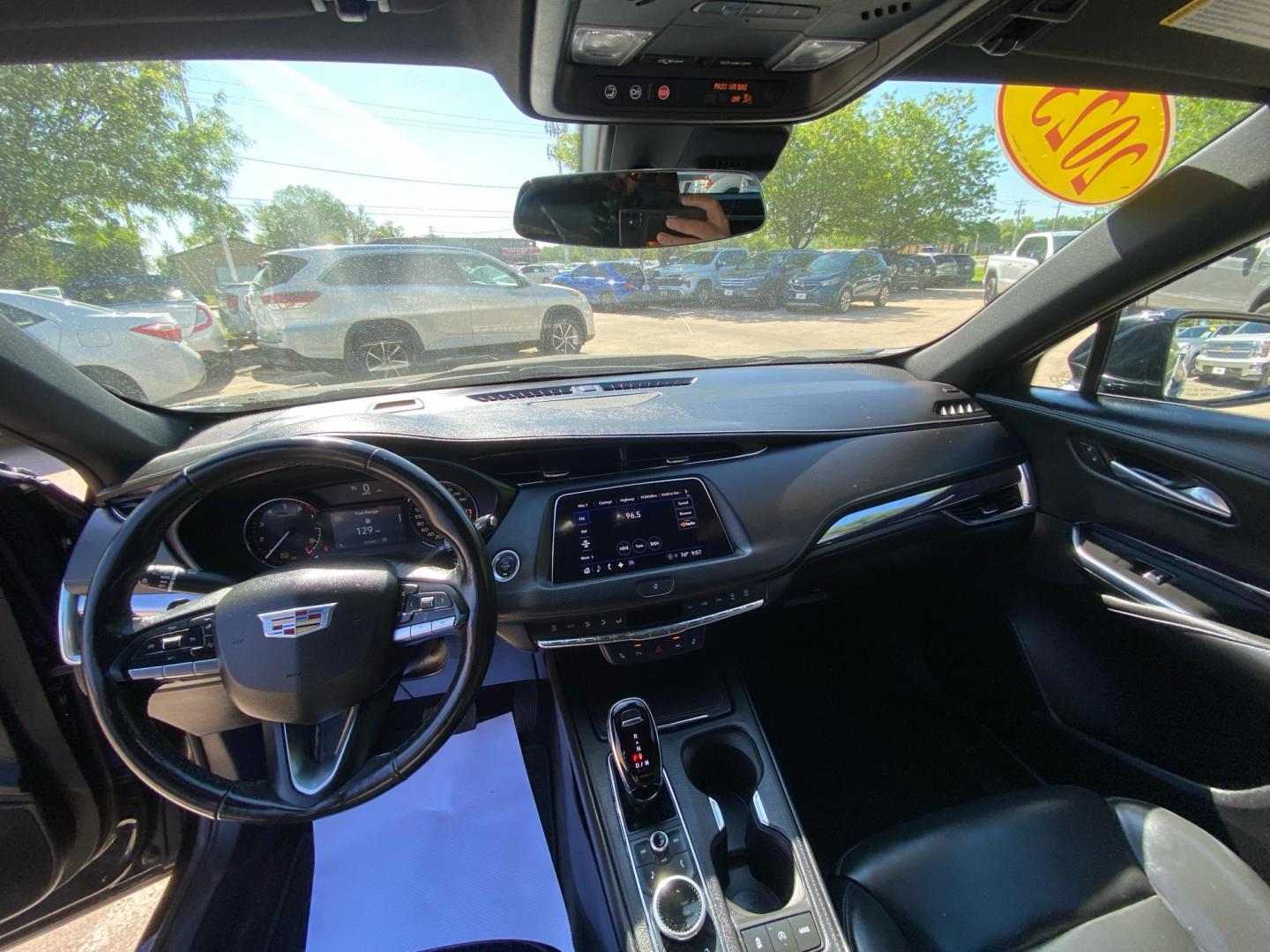 2023 BLACK CADILLAC XT4 LUXURY (1GYFZBR44PF) with an 2.0L engine, Automatic transmission, located at 908 SE 14th Street, Des Moines, IA, 50317, (515) 281-0330, 41.580303, -93.597046 - Photo#21