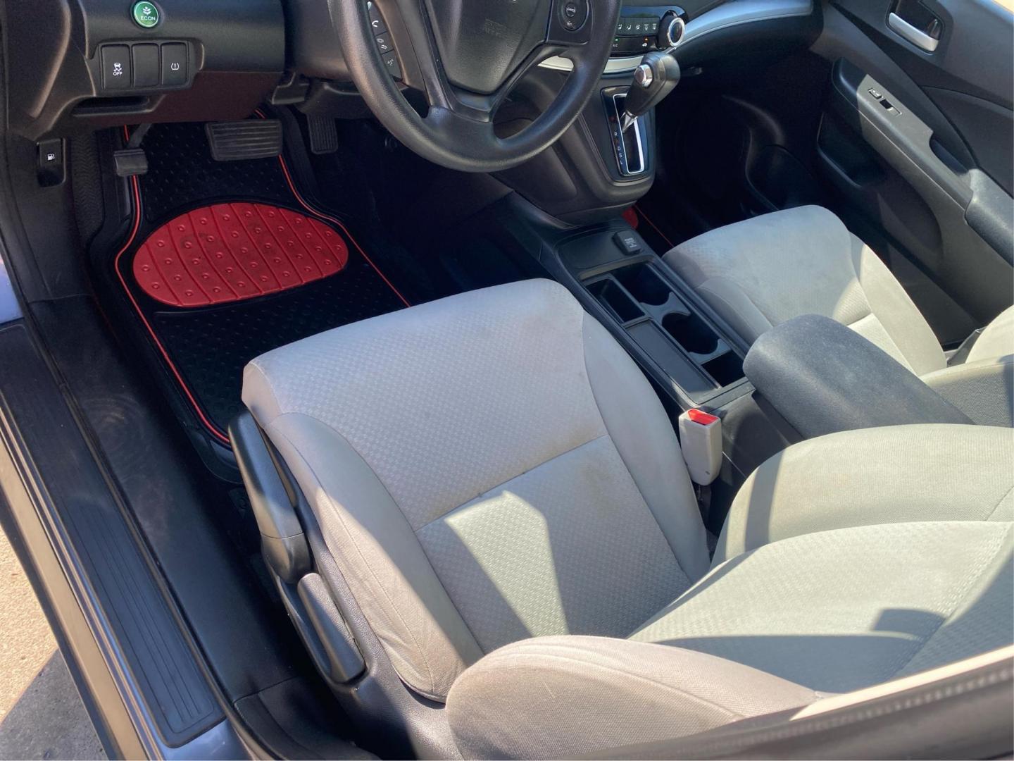 2016 GRAY HONDA CR-V SE (5J6RM4H47GL) with an 2.4L engine, Continuously Variable transmission, located at 908 SE 14th Street, Des Moines, IA, 50317, (515) 281-0330, 41.580303, -93.597046 - Photo#18