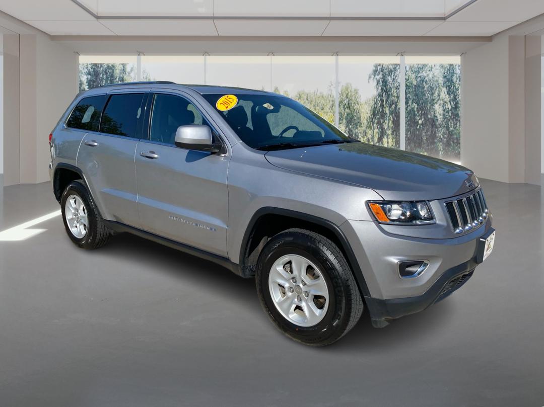 photo of 2015 JEEP GRAND CHEROKEE LAREDO