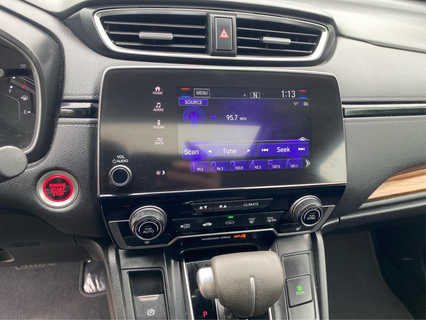 2019 WHITE HONDA CR-V EX (7FARW2H53KE) with an 1.5L engine, Continuously Variable transmission, located at 908 SE 14th Street, Des Moines, IA, 50317, (515) 281-0330, 41.580303, -93.597046 - Photo#13