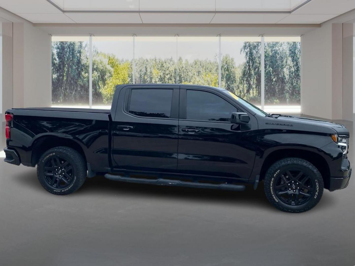 2023 BLACK CHEVROLET SILVERADO 1500 RST (1GCUDEED8PZ) with an 5.3L engine, Automatic transmission, located at 908 SE 14th Street, Des Moines, IA, 50317, (515) 281-0330, 41.580303, -93.597046 - Photo#1