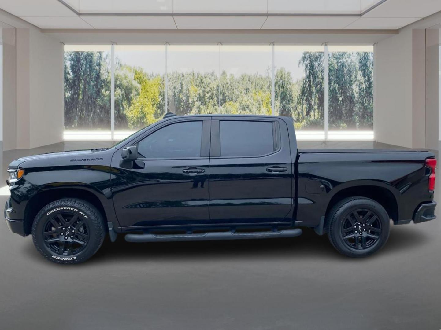 2023 BLACK CHEVROLET SILVERADO 1500 RST (1GCUDEED8PZ) with an 5.3L engine, Automatic transmission, located at 908 SE 14th Street, Des Moines, IA, 50317, (515) 281-0330, 41.580303, -93.597046 - Photo#5