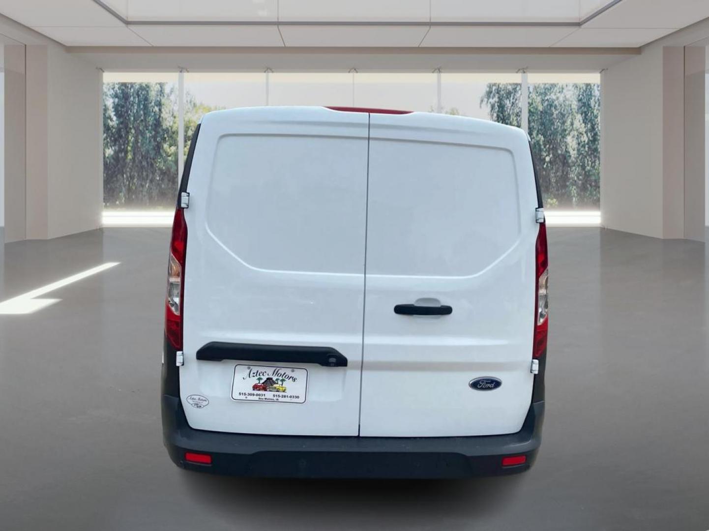 2019 WHITE FORD TRANSIT CONNECT XL (NM0LS7E7XK1) with an 2.5L engine, Automatic transmission, located at 908 SE 14th Street, Des Moines, IA, 50317, (515) 281-0330, 41.580303, -93.597046- Photo#3