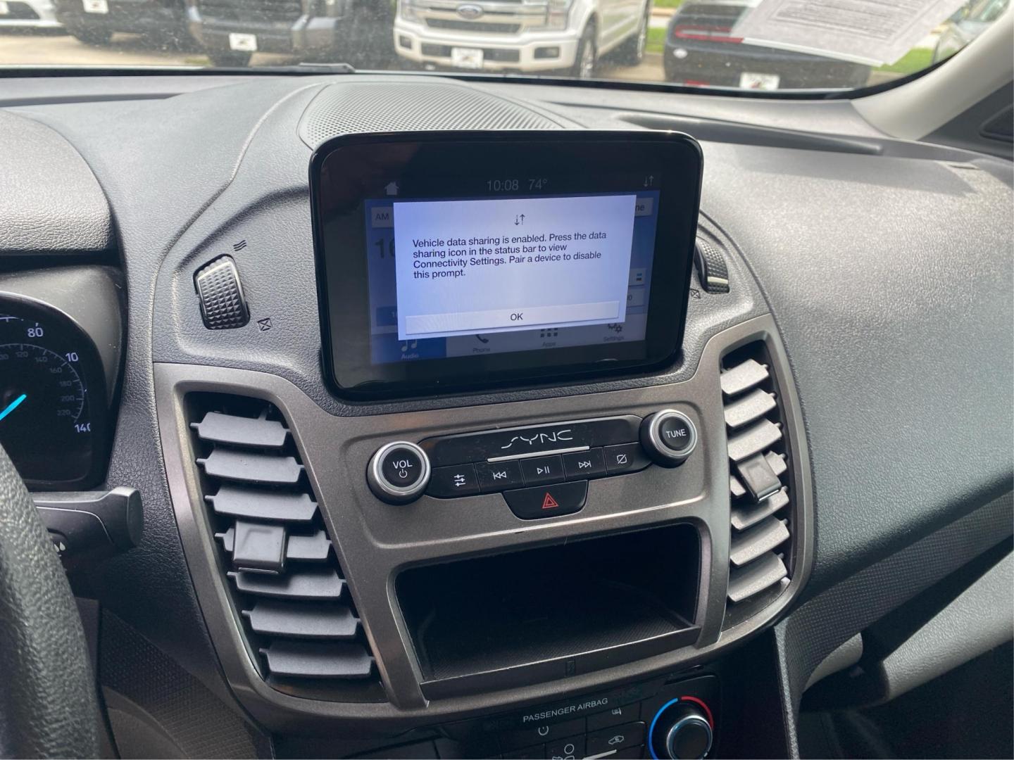 2019 WHITE FORD TRANSIT CONNECT XL (NM0LS7E7XK1) with an 2.5L engine, Automatic transmission, located at 908 SE 14th Street, Des Moines, IA, 50317, (515) 281-0330, 41.580303, -93.597046- Photo#12