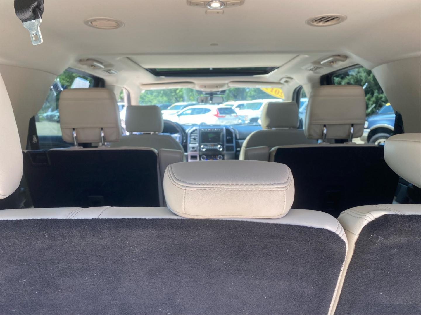 2019 WHITE FORD EXPEDITION PLATINUM (1FMJU1MT5KE) with an 3.5L engine, Automatic transmission, located at 908 SE 14th Street, Des Moines, IA, 50317, (515) 281-0330, 41.580303, -93.597046- Photo#12