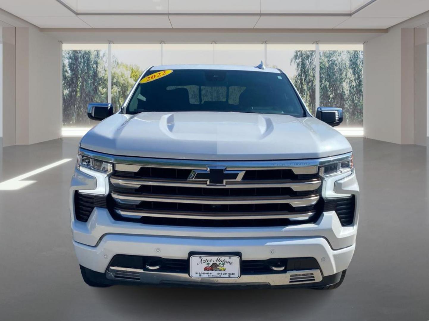 2022 WHITE CHEVROLET SILVERADO 1500 HIGH COUNTRY (1GCUDJEDXNZ) with an 5.3L engine, Automatic transmission, located at 908 SE 14th Street, Des Moines, IA, 50317, (515) 281-0330, 41.580303, -93.597046- Photo#6