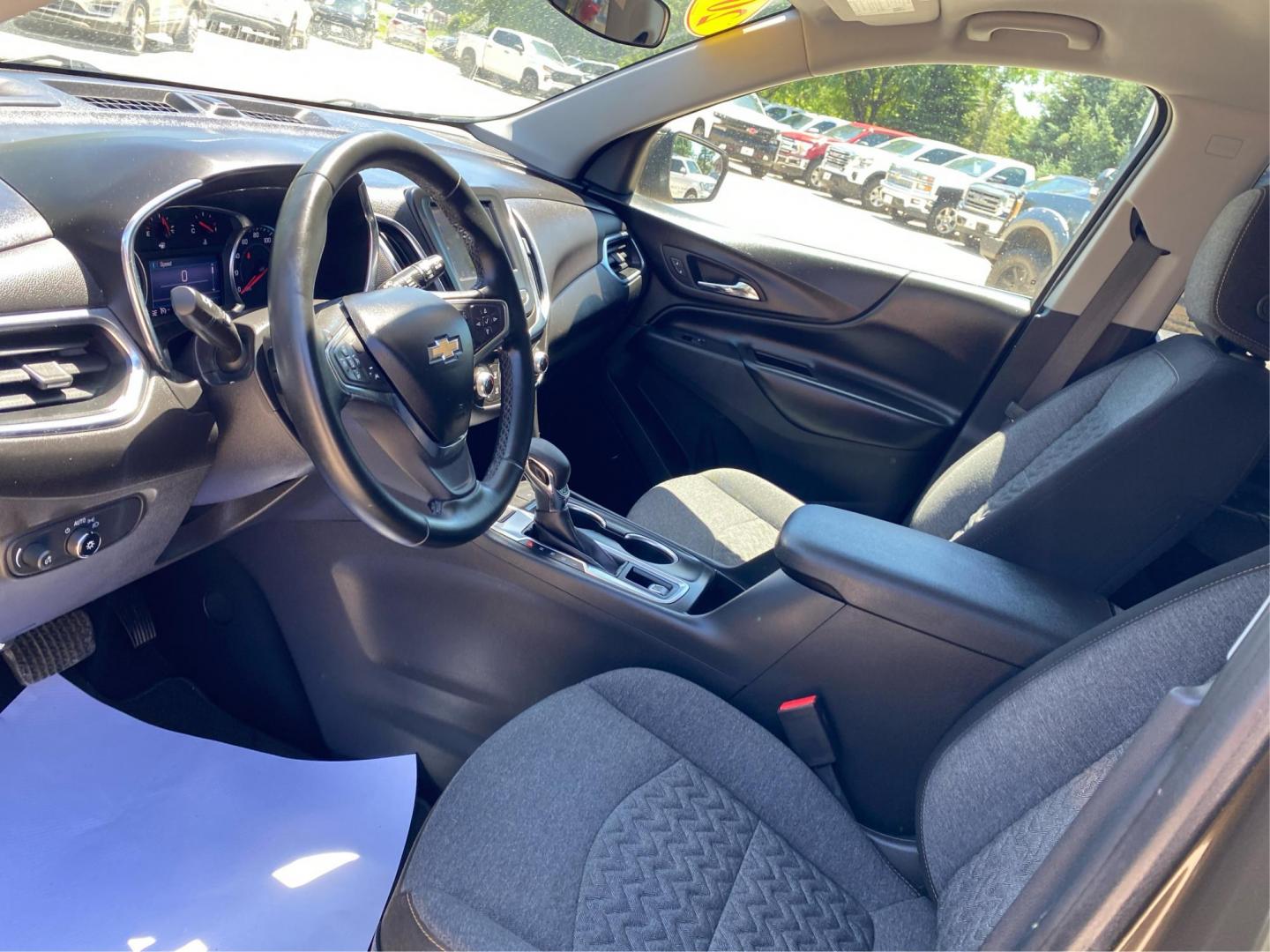 2023 BROWN CHEVROLET EQUINOX LT (3GNAXUEG5PL) with an 1.5L engine, Automatic transmission, located at 908 SE 14th Street, Des Moines, IA, 50317, (515) 281-0330, 41.580303, -93.597046 - Photo#8