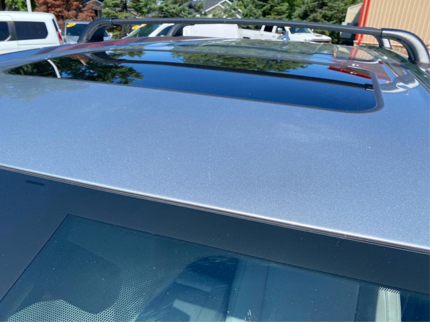 2018 SILVER TOYOTA HIGHLANDER XLE (5TDJZRFH1JS) with an 3.5L engine, Automatic transmission, located at 908 SE 14th Street, Des Moines, IA, 50317, (515) 281-0330, 41.580303, -93.597046 - Photo#11