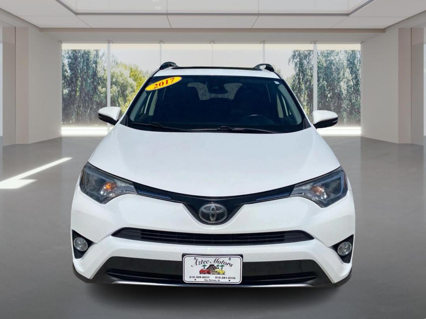 2017 WHITE TOYOTA RAV4 XLE (JTMRFREV9HD) with an 2.5L engine, Automatic transmission, located at 908 SE 14th Street, Des Moines, IA, 50317, (515) 281-0330, 41.580303, -93.597046 - Photo#6