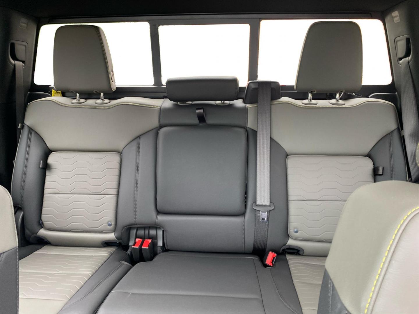 2026 BLACK CHEVROLET SILVERADO 2500 ZR2 (1GC4KYE72TF) with an 6.6L engine, Automatic transmission, located at 908 SE 14th Street, Des Moines, IA, 50317, (515) 281-0330, 41.580303, -93.597046 - Photo#13
