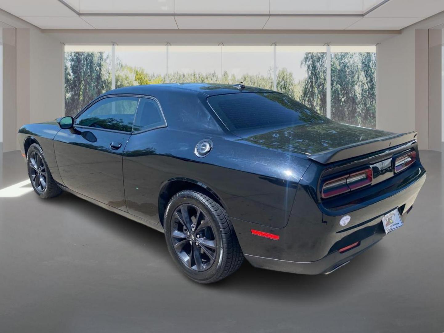 2020 BLACK DODGE CHALLENGER SXT (2C3CDZGGXLH) with an 3.6L engine, Automatic transmission, located at 908 SE 14th Street, Des Moines, IA, 50317, (515) 281-0330, 41.580303, -93.597046 - Photo#4
