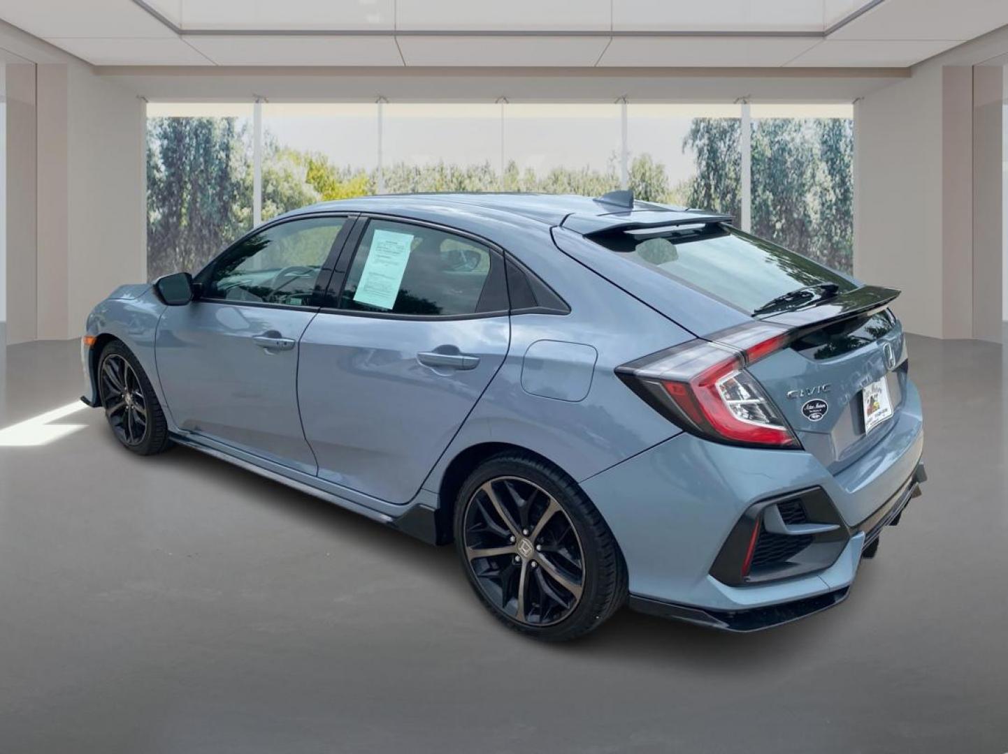 2020 GRAY HONDA CIVIC SPORT (SHHFK7H45LU) with an 1.5L engine, Continuously Variable transmission, located at 908 SE 14th Street, Des Moines, IA, 50317, (515) 281-0330, 41.580303, -93.597046 - Photo#4