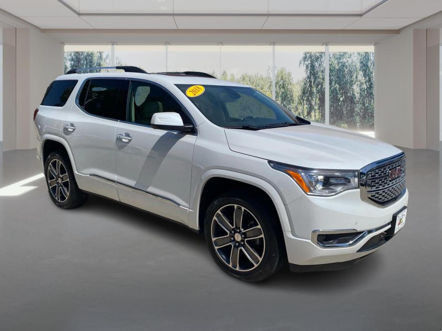 2018 GMC Acadia Denali AWD's photo