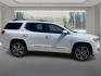 2018 WHITE GMC ACADIA DENALI (1GKKNXLS8JZ) with an 3.6L engine, Automatic transmission, located at 908 SE 14th Street, Des Moines, IA, 50317, (515) 281-0330, 41.580303, -93.597046 - Photo#1