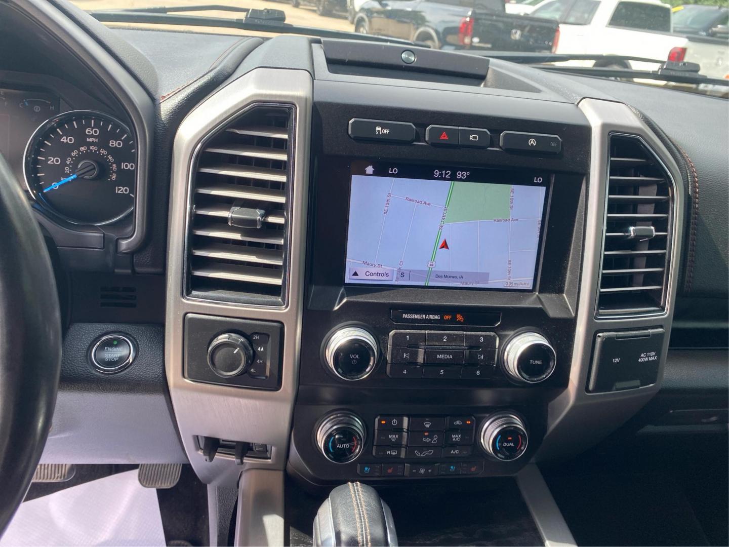 2019 WHITE FORD F150 SUPERCREW PLATINUM (1FTEW1E48KF) with an 3.5L engine, Automatic transmission, located at 908 SE 14th Street, Des Moines, IA, 50317, (515) 281-0330, 41.580303, -93.597046 - Photo#12