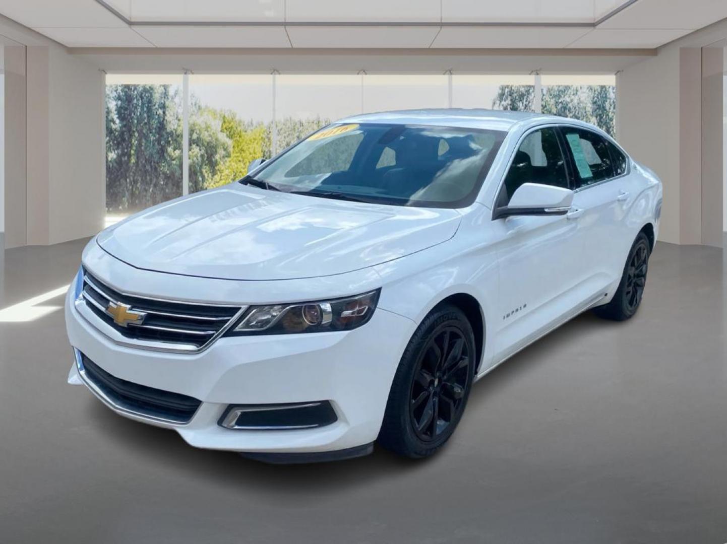 2016 WHITE CHEVROLET IMPALA LT (2G1115S3XG9) with an 3.6L engine, Automatic transmission, located at 908 SE 14th Street, Des Moines, IA, 50317, (515) 281-0330, 41.580303, -93.597046 - Photo#7