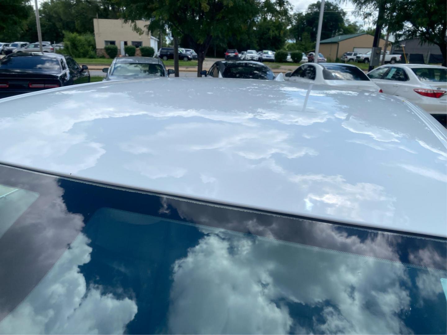 2016 WHITE CHEVROLET IMPALA LT (2G1115S3XG9) with an 3.6L engine, Automatic transmission, located at 908 SE 14th Street, Des Moines, IA, 50317, (515) 281-0330, 41.580303, -93.597046 - Photo#11