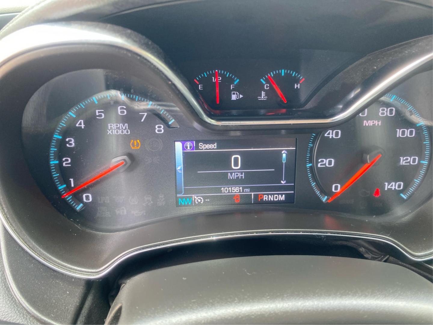 2016 WHITE CHEVROLET IMPALA LT (2G1115S3XG9) with an 3.6L engine, Automatic transmission, located at 908 SE 14th Street, Des Moines, IA, 50317, (515) 281-0330, 41.580303, -93.597046 - Photo#15