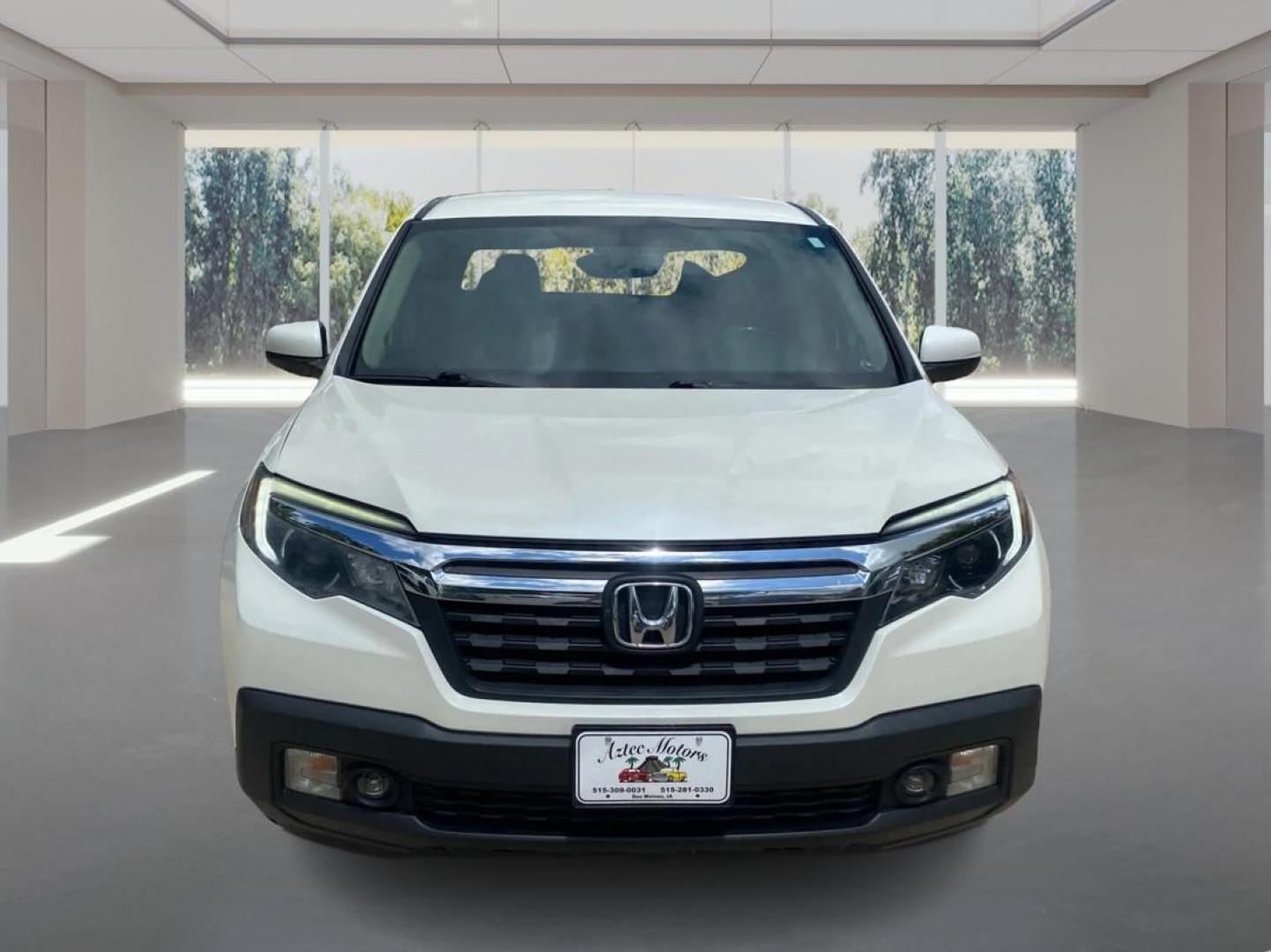 2018 WHITE HONDA RIDGELINE RTL (5FPYK2F65JB) with an 3.5L engine, Automatic transmission, located at 908 SE 14th Street, Des Moines, IA, 50317, (515) 281-0330, 41.580303, -93.597046 - Photo#6