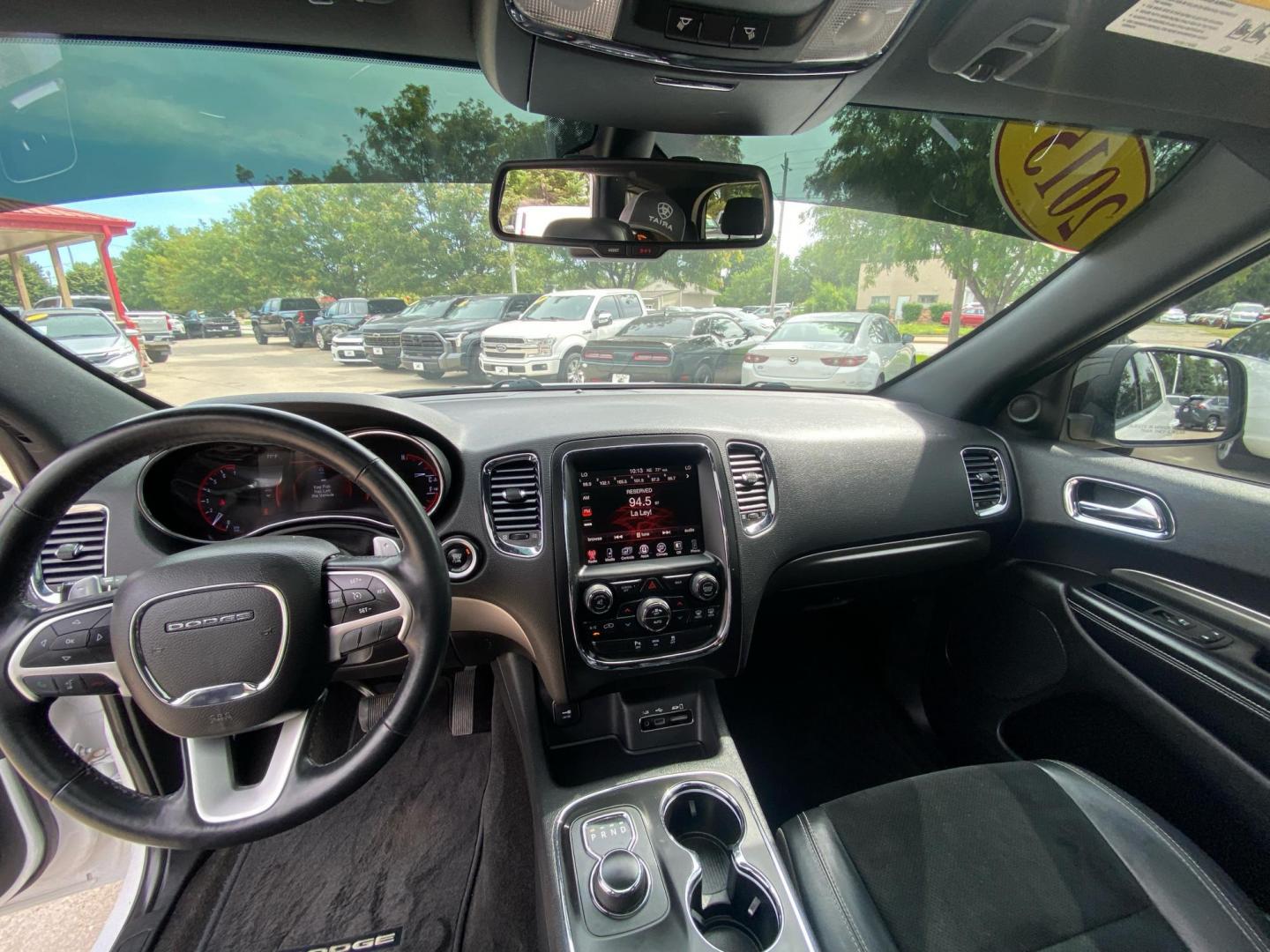 2015 WHITE DODGE DURANGO SXT (1C4RDJAG3FC) with an 3.6L engine, Automatic transmission, located at 908 SE 14th Street, Des Moines, IA, 50317, (515) 281-0330, 41.580303, -93.597046- Photo#21