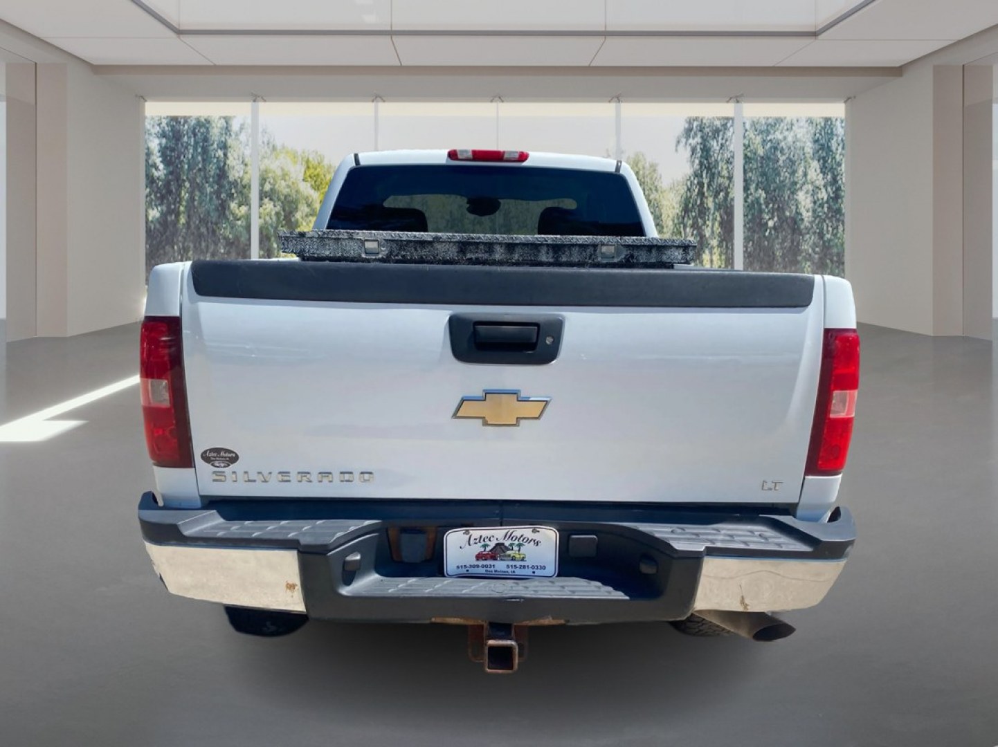 2008 WHITE CHEVROLET SILVERADO 2500 HEAVY DUTY (1GCHK29K18E) with an 6.0L engine, Automatic transmission, located at 908 SE 14th Street, Des Moines, IA, 50317, (515) 281-0330, 41.580303, -93.597046- Photo#3