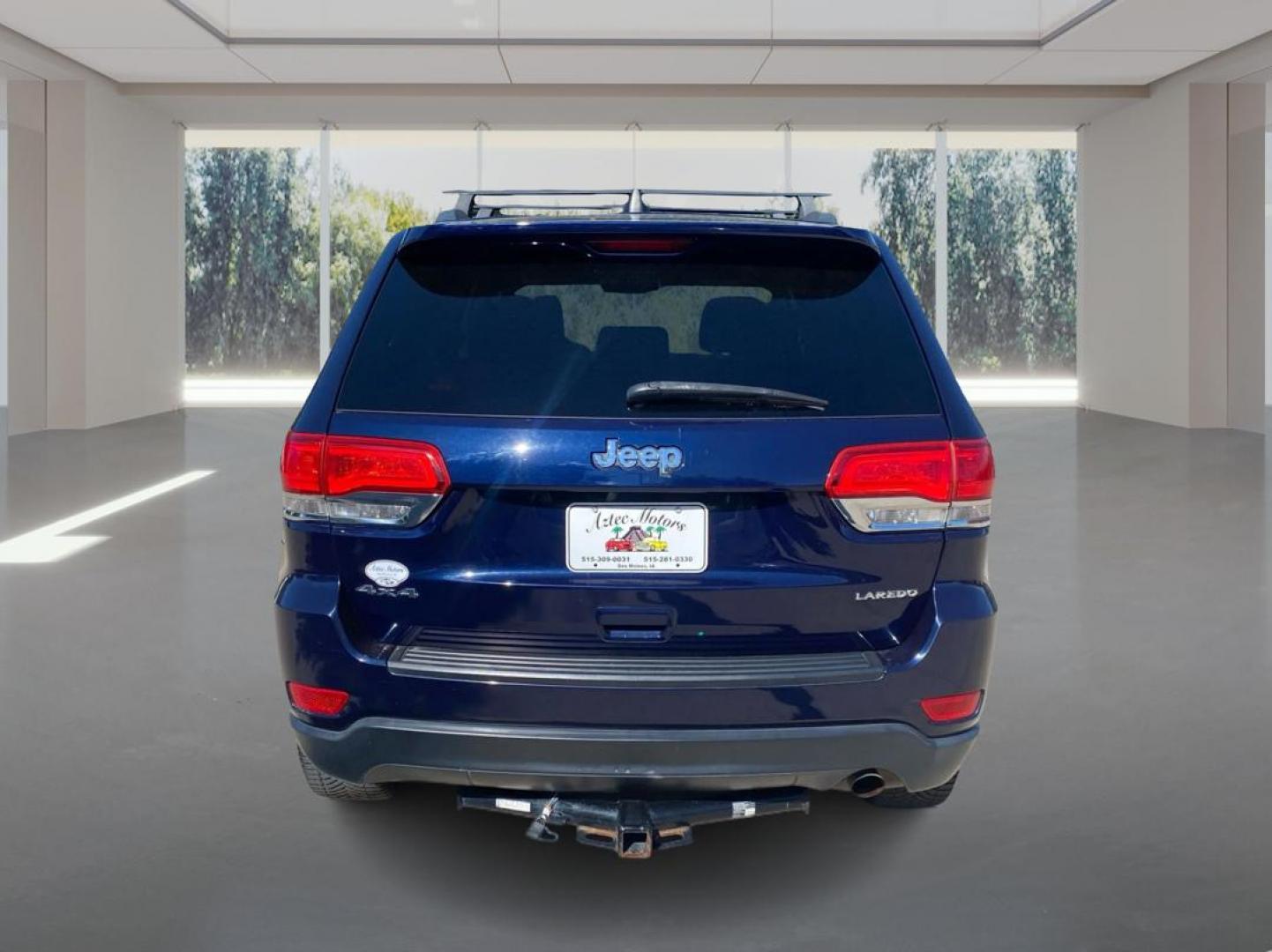 2014 BLUE JEEP GRAND CHEROKEE LAREDO (1C4RJFAG6EC) with an 3.6L engine, Automatic transmission, located at 908 SE 14th Street, Des Moines, IA, 50317, (515) 281-0330, 41.580303, -93.597046- Photo#3