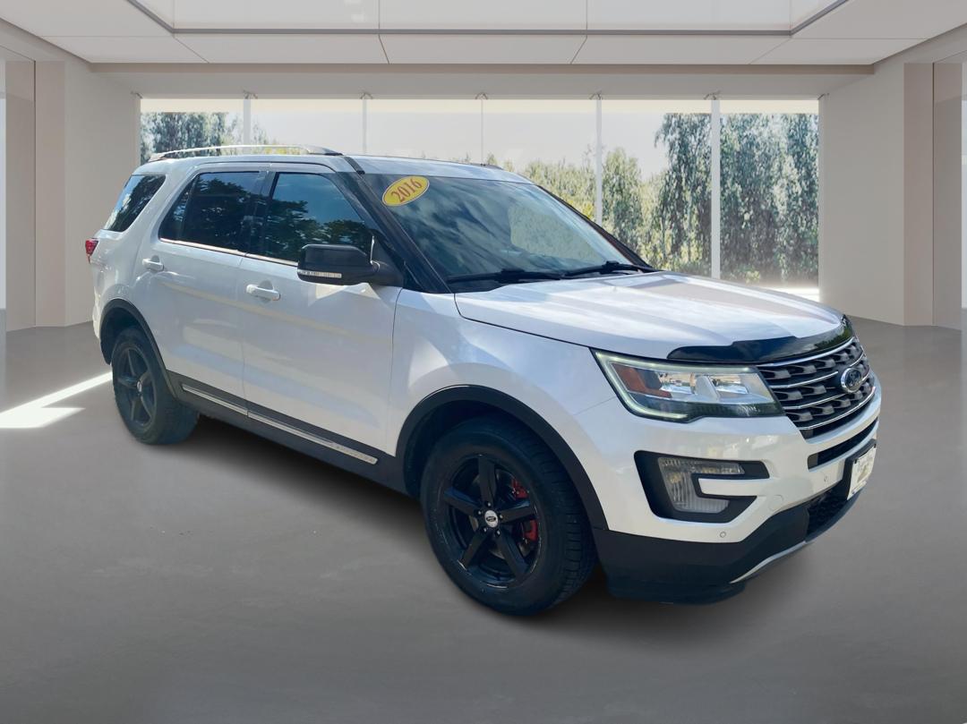 photo of 2016 FORD EXPLORER XLT