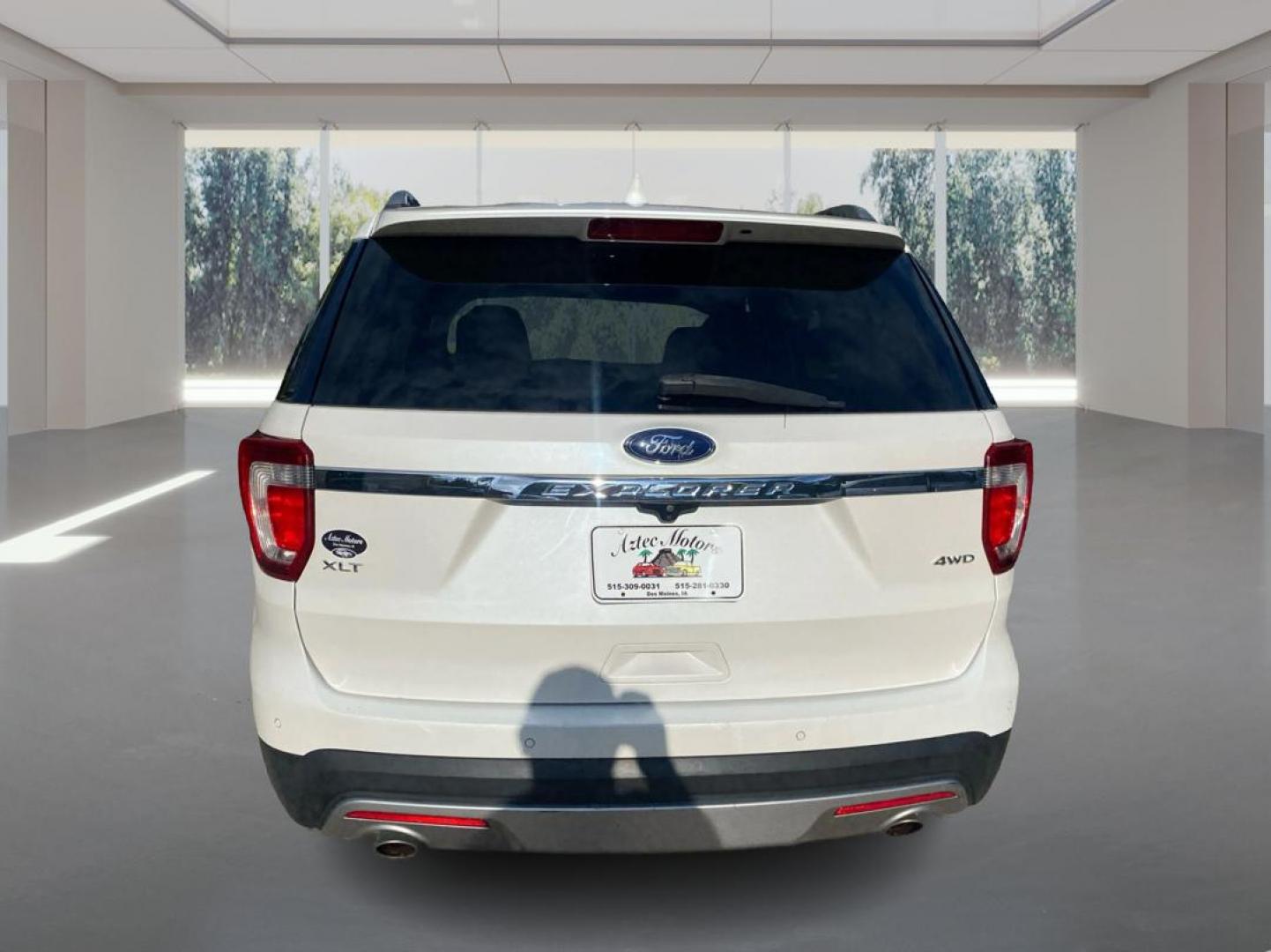 2016 WHITE FORD EXPLORER XLT (1FM5K8D88GG) with an 3.5L engine, Automatic transmission, located at 908 SE 14th Street, Des Moines, IA, 50317, (515) 281-0330, 41.580303, -93.597046 - Photo#3