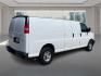 2020 WHITE CHEVROLET EXPRESS G2500 (1GCWGBFP8L1) with an 4.3L engine, Automatic transmission, located at 908 SE 14th Street, Des Moines, IA, 50317, (515) 281-0330, 41.580303, -93.597046- Photo#2
