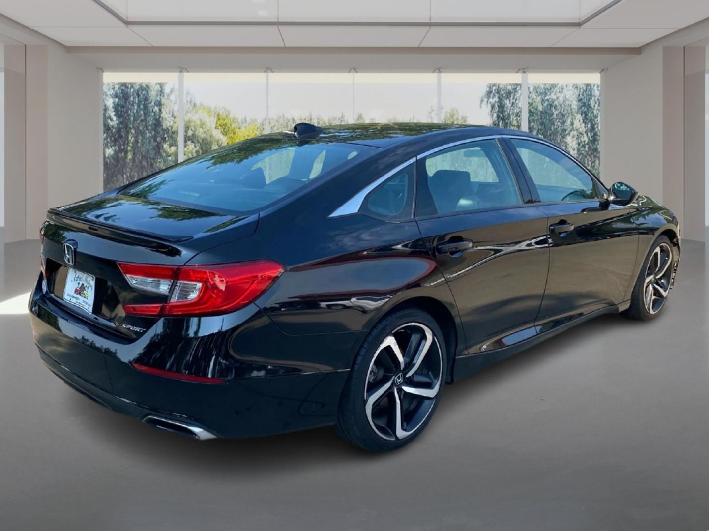 2022 BLACK HONDA ACCORD SPORT (1HGCV1F31NA) with an 1.5L engine, Automatic transmission, located at 908 SE 14th Street, Des Moines, IA, 50317, (515) 281-0330, 41.580303, -93.597046- Photo#2