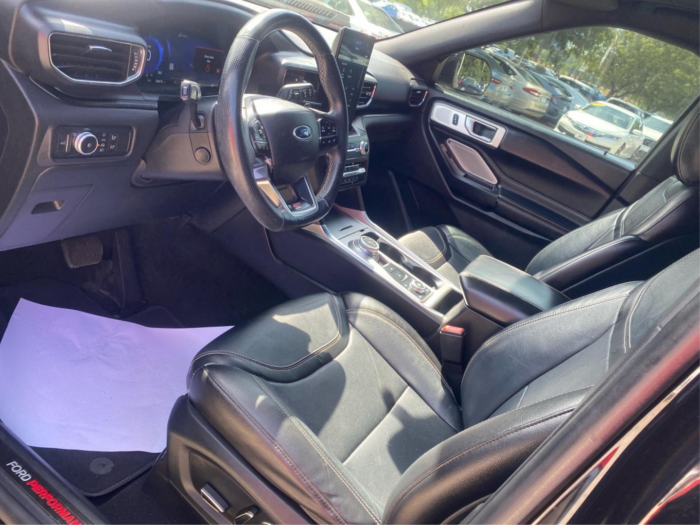 2020 BLACK FORD EXPLORER ST (1FM5K8GC2LG) with an 3.0L engine, Automatic transmission, located at 908 SE 14th Street, Des Moines, IA, 50317, (515) 281-0330, 41.580303, -93.597046- Photo#8