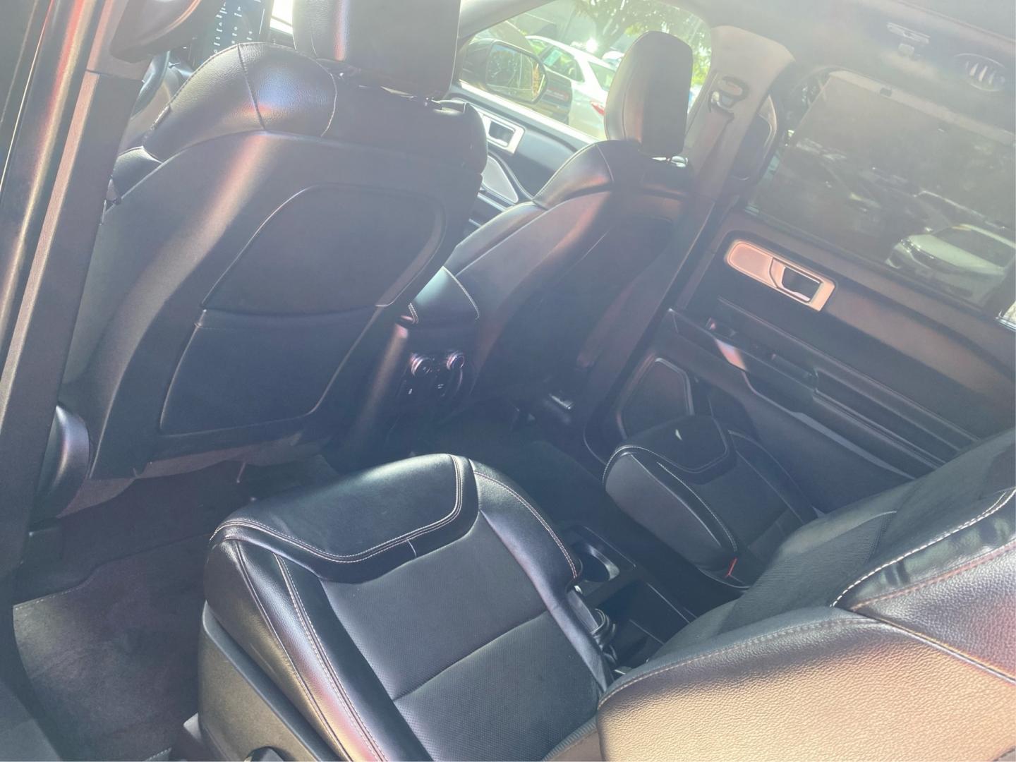 2020 BLACK FORD EXPLORER ST (1FM5K8GC2LG) with an 3.0L engine, Automatic transmission, located at 908 SE 14th Street, Des Moines, IA, 50317, (515) 281-0330, 41.580303, -93.597046- Photo#9