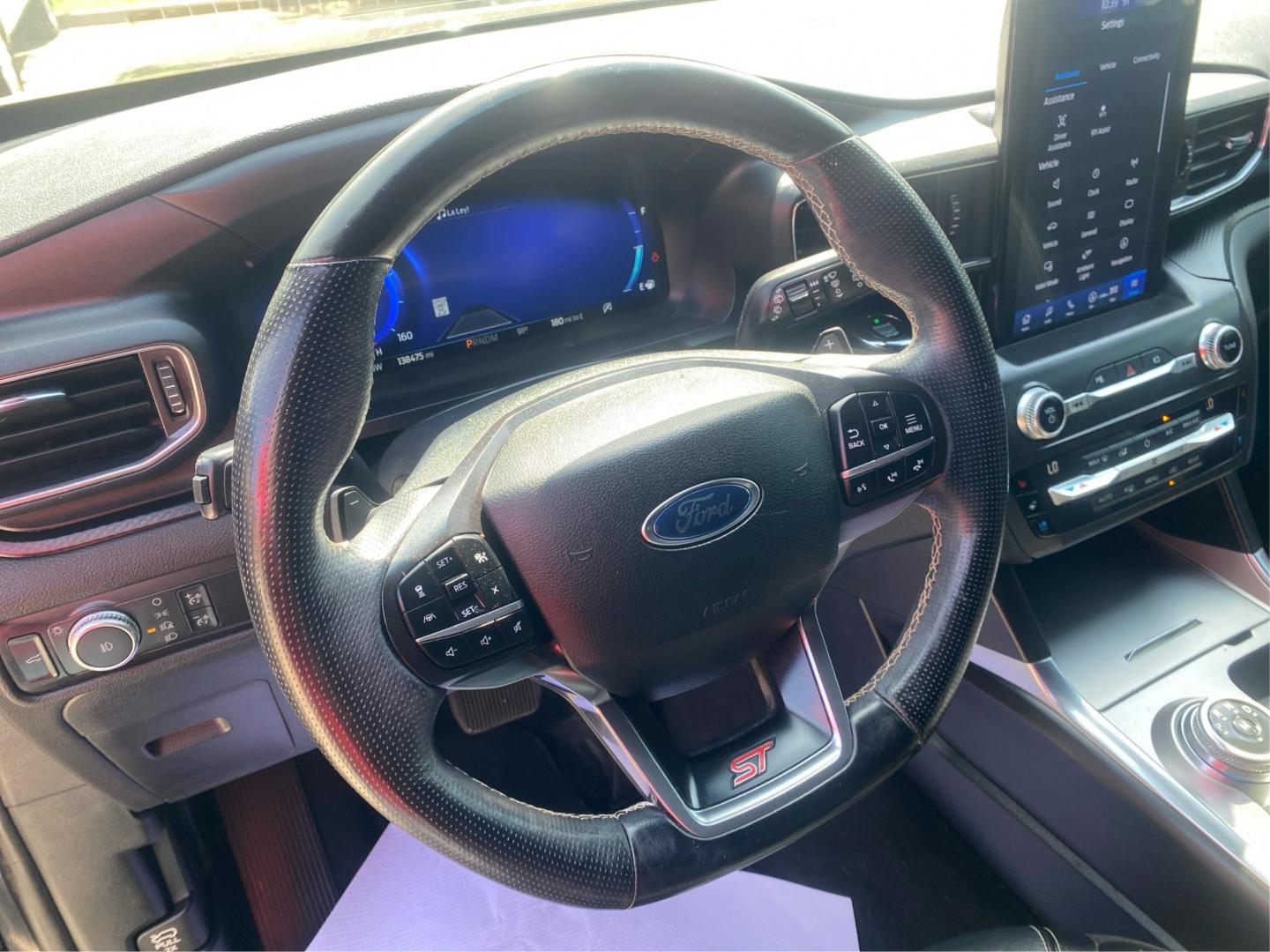 2020 BLACK FORD EXPLORER ST (1FM5K8GC2LG) with an 3.0L engine, Automatic transmission, located at 908 SE 14th Street, Des Moines, IA, 50317, (515) 281-0330, 41.580303, -93.597046- Photo#16