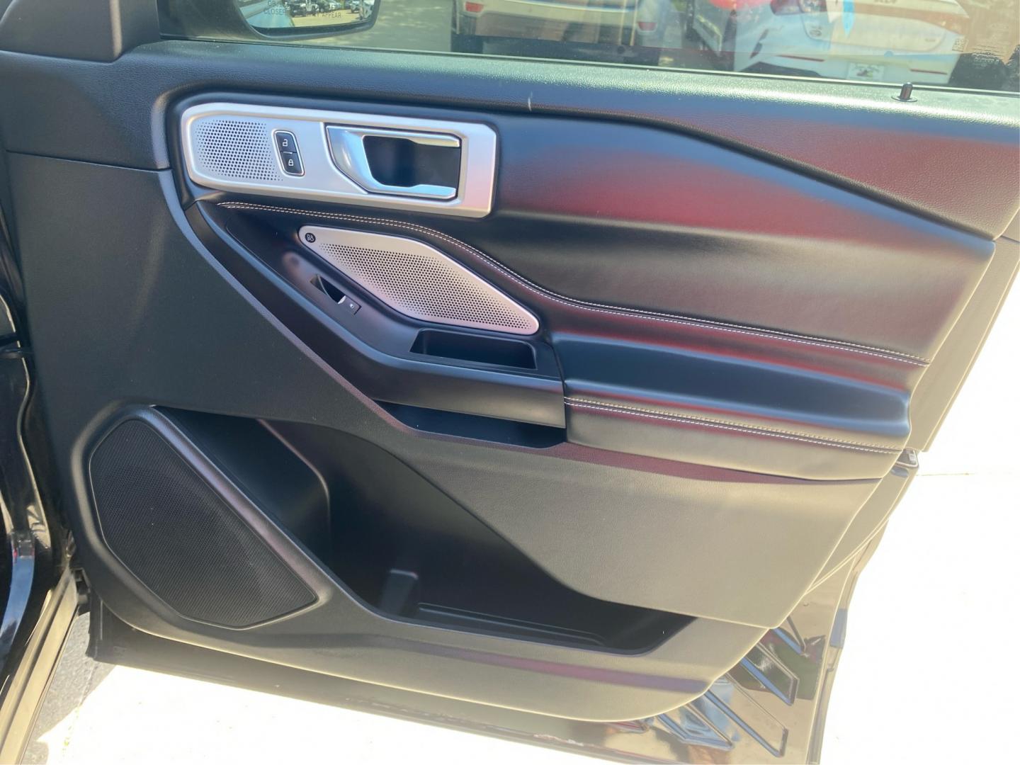 2020 BLACK FORD EXPLORER ST (1FM5K8GC2LG) with an 3.0L engine, Automatic transmission, located at 908 SE 14th Street, Des Moines, IA, 50317, (515) 281-0330, 41.580303, -93.597046- Photo#20