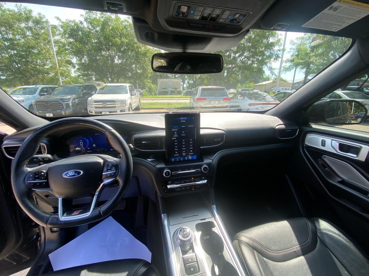 2020 BLACK FORD EXPLORER ST (1FM5K8GC2LG) with an 3.0L engine, Automatic transmission, located at 908 SE 14th Street, Des Moines, IA, 50317, (515) 281-0330, 41.580303, -93.597046- Photo#21