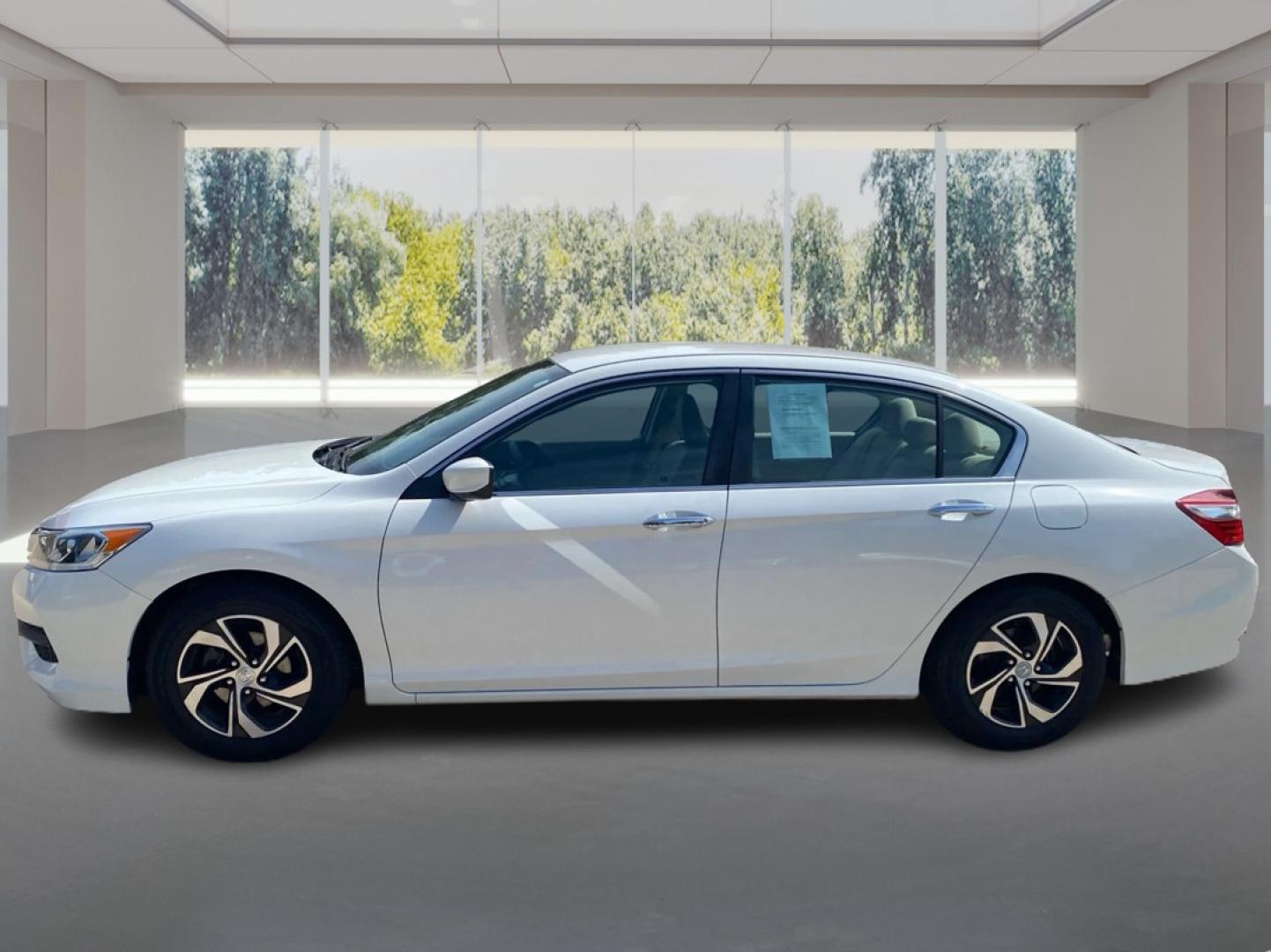 2017 WHITE HONDA ACCORD LX (1HGCR2F31HA) with an 2.4L engine, Continuously Variable transmission, located at 908 SE 14th Street, Des Moines, IA, 50317, (515) 281-0330, 41.580303, -93.597046- Photo#5